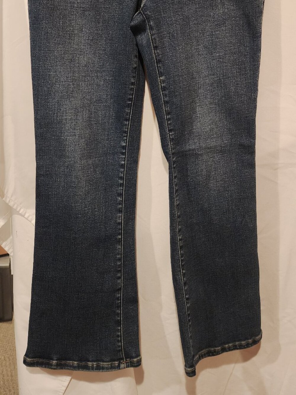 Madewell Kick Out 27P Jeans - Picture 7 of 7